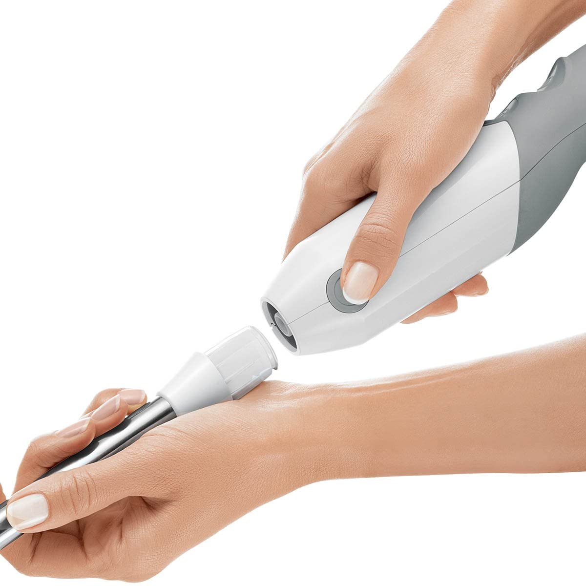 بوش خلاط يدوي مع قطاعة خضروات ومضرب يدوي MSM67170، 750 وات - الصورة 5