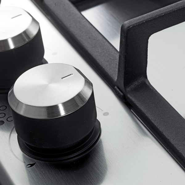 " مسطح غاز إلبا، بيلت ان، 90 سم، 5 شعلات، تحكم أمامي، دعامات من الحديد الزهر، أمان كامل، ستانلس ستيل - ELIO95-545." - الصورة 3