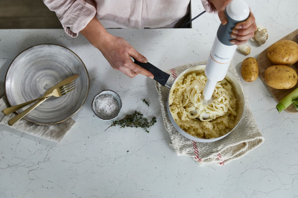 خلاط يدوى كينوود تريبلاد XL، 850 وات، ابيض - HBM40.306WH - الصورة 6