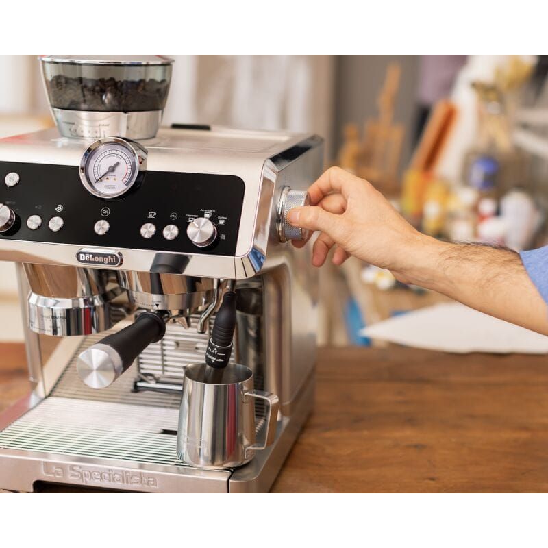ماكينة صنع الإسبريسو ديلونجي لا سبيشيالستا، سعة ٢ لتر، ١٤٥٠ واط، ستانلس ستيل - EC9335.M (ضمان دولي) - الصورة 4