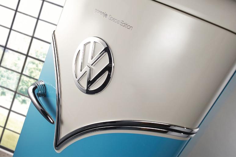 ثلاجة جرونيا مع فريزر، فولكس واجن، تحكم ميكانيكي، IonAir مع DynamiCooling، مروحة لتوزيع الهواء البارد، تصنيف الطاقة A+++-OBRB153BL - الصورة 7