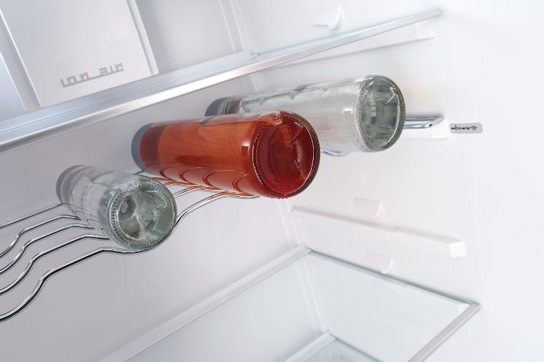 ثلاجة جرونيا مع فريزر، فولكس واجن، تحكم ميكانيكي، أيون إير مع نظام تبريد ديناميكي، مروحة لتوزيع الهواء البارد، تصنيف الطاقة A+++- أسود - OBRB153BK - الصورة 7