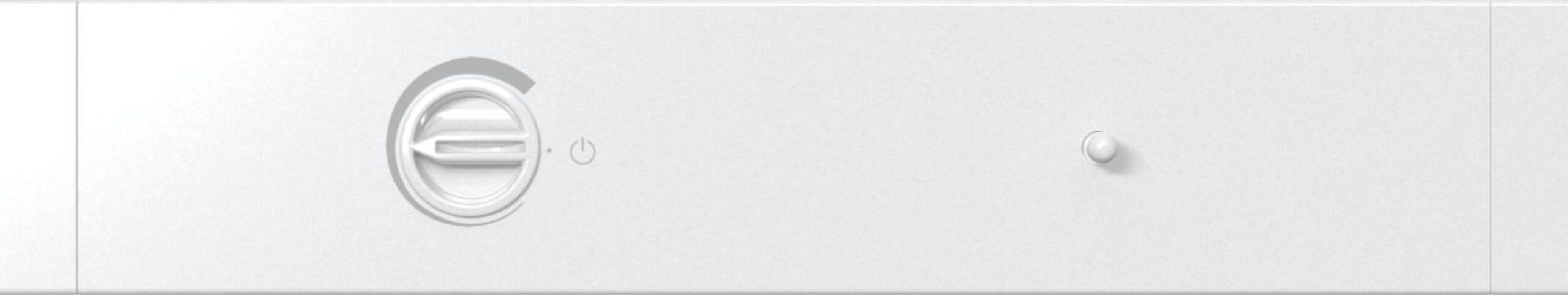 ثلاجة جرونيا ، تحكم ميكانيكي، CrispZone مع نظام التحكم بالرطوبة، IonAir مع DynamiCooling، شريط LED جانبي، 4 رفوف زجاجية - أحمر ORB153R - الصورة 5